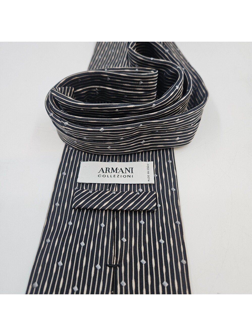 Vintage Armani Collezioni Men's Silk Tie Black Beige Striped Geometric Italy 58"